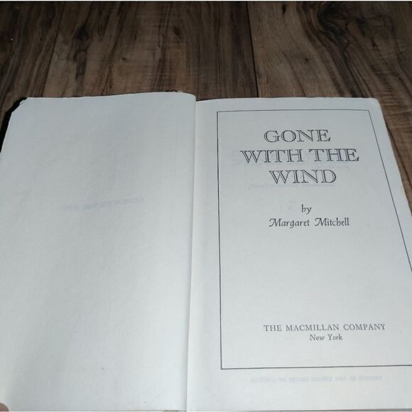 GONE WITH THE WIND by Margaret Mitchell HARDCOVER - Picture 9 of 10